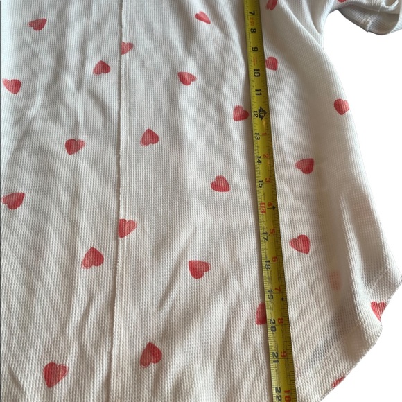 Lucky Brand Cream with Hearts Long Sleeved Top - Picture 13 of 14